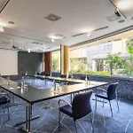 Ξενοδοχείο Hi 4*