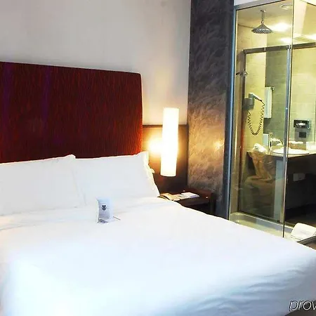 Hi Hotel